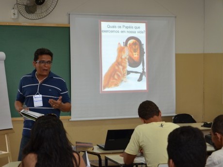Francisco Pereira (João Pessoa, 2004) em sua aula sobre "Os Papéis do Líder".