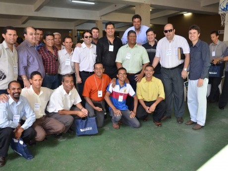 Foto de grupo de participantes