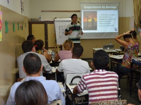 Marco Cruz em mais uma aula