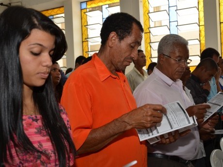 Leitura Bíblica, durante o culto