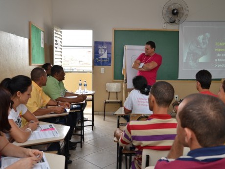 David Milhomem (Campinas, 2008) como docente durante a Jornada.