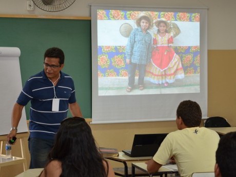 Francisco Pereira (João Pessoa, 2004) em sua aula sobre "Os Papéis do Líder".