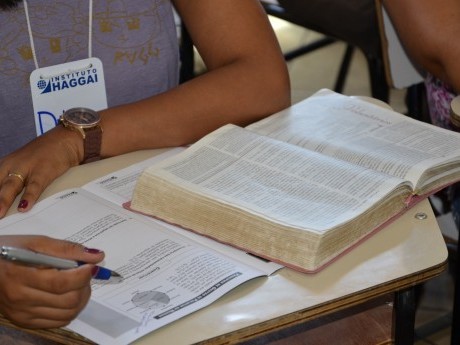 Os princípios sempre tem base bíblica.