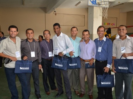 Foto de grupo de participantes