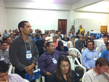 (c) Comunicação Eficaz.