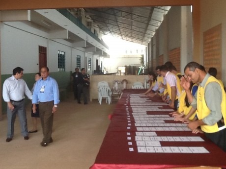 Equipe de Logística coordena a distribuição dos certificados.