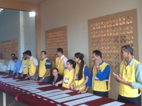 Equipe de Logística coordena a distribuição dos certificados.