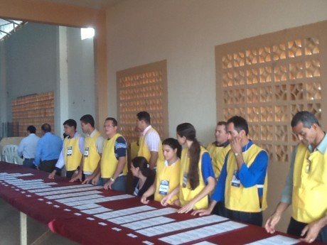 Equipe de Logística coordena a distribuição dos certificados.