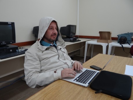 O diretor paranaense passou frio em Campinas!