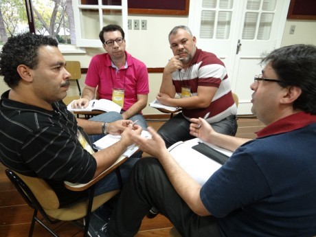 As redes começam a trocar ideias sobre os projetos