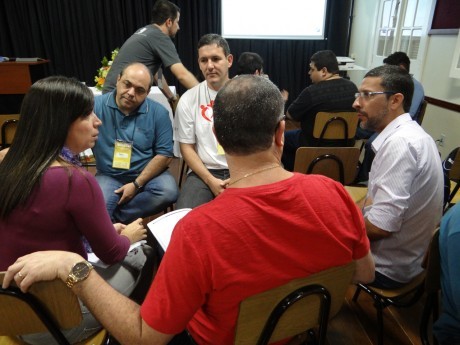 As redes começam a trocar ideias sobre os projetos