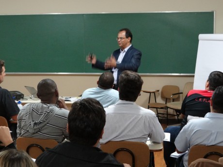 Docente Uedson Vieira de SP