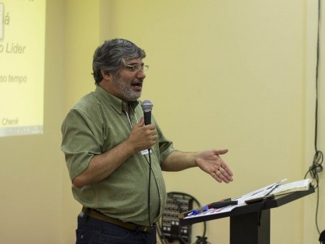Docente Roberto Chenk de Florianópolis