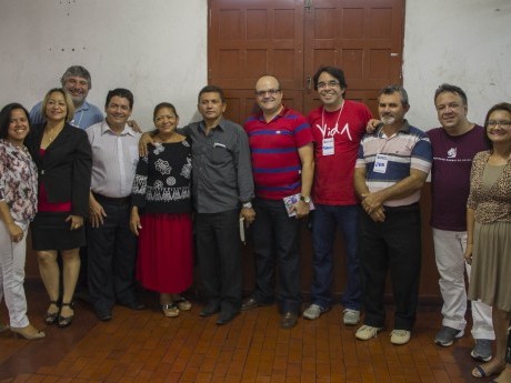 Os docentes Roberto Chenk, Lívio Renato e Marcelo Santos com participantes da Jornada.