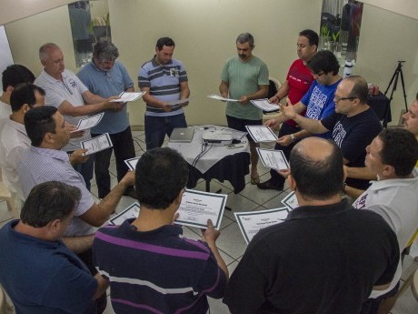 Dedicação do trabalho realizado nas Jornadas a Deus.