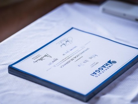 Certificados prontos para o encerramento.