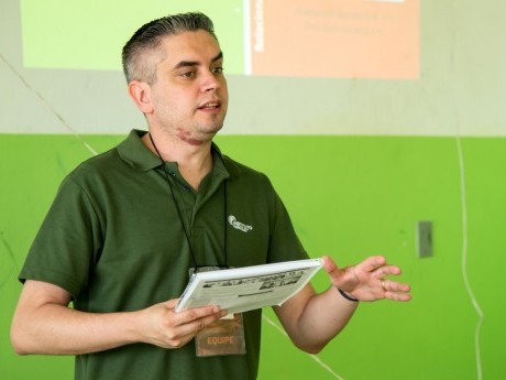 Docente Daniel Faria Jr. de Itatiba, SP