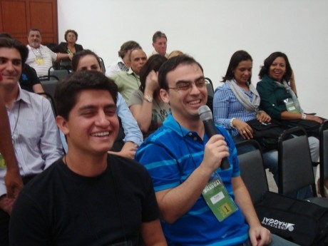 Participação dos alunos durante aula de Liderança Aplicada
