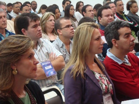 Iniciando o dia com o devocional da manhã