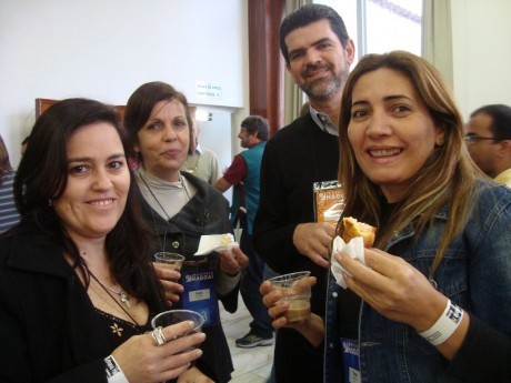 Cafezinho porque ninguém é de ferro