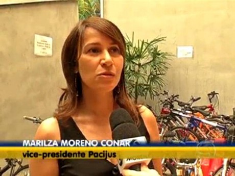 Marilza Comar sendo entrevistada pela TV local sobre a PACIJUS