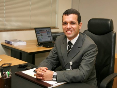 Rubens em seu local de trabalho - Transpetro