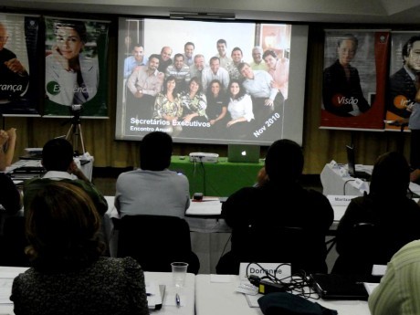 Referência à equipe de secretários que atuou em 2011